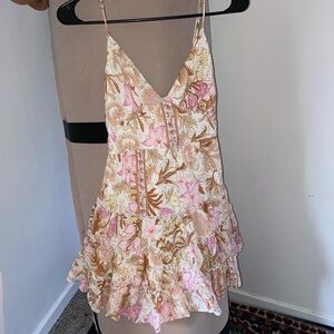 Selfie Leslie floral short dress